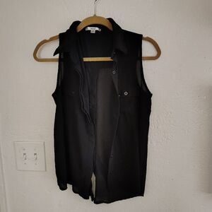 Black Sleeveless Button-Up Blouse